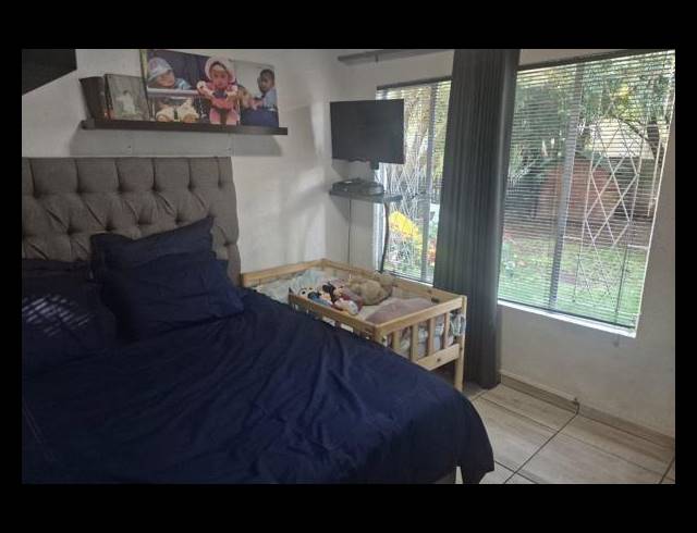 2 BEDROOM TOWNHOUSE FOR SALE IN EDEN GLEN